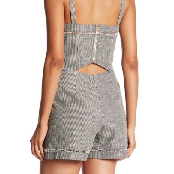 Trina Turk Açaí Romper size 6 - Picture 1 of 16